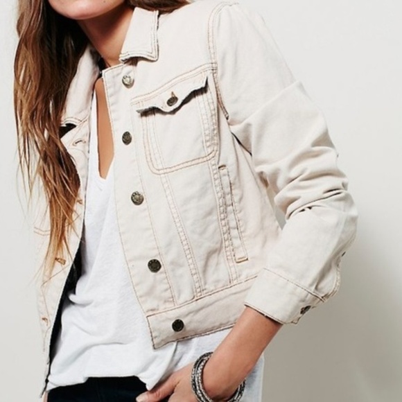 Free People Jackets & Blazers - NWT Free People Fitted Bone Wash Denim Jacket